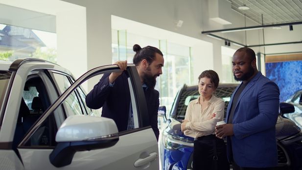 Car Mileage Myths: Why Numbers Don’t Tell the Whole Story