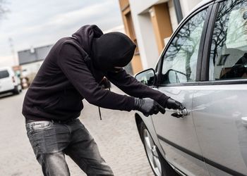 Does fitting a car tracker really reduce your insurance premium in South Africa?