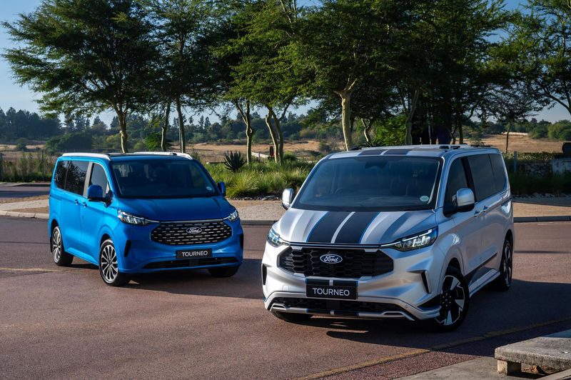 Ford Tourneo Sport and Titanium X