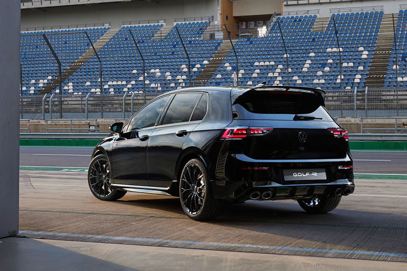 VW Golf 8.5 R rear three-quarter view
