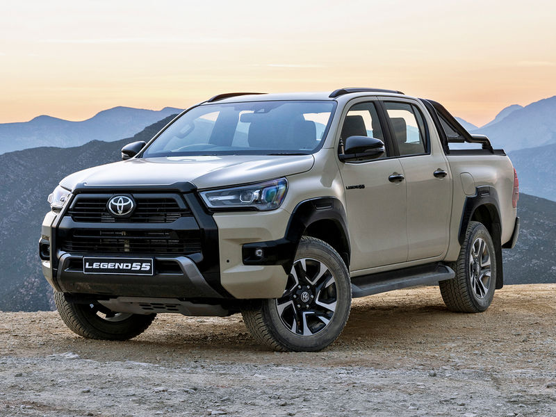Toyota Hilux Legend 55 double-cab bakkie