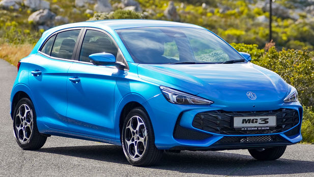 How well did the MG3 hatchback sell in its 1st full month?