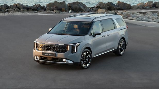 Kia Carnival 7-Seater (2025): Living With It