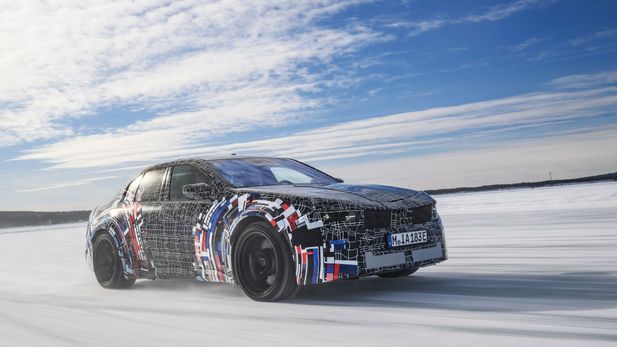 BMW’s M electric car – quad-motor, simulated shifts and over 700 kW?
