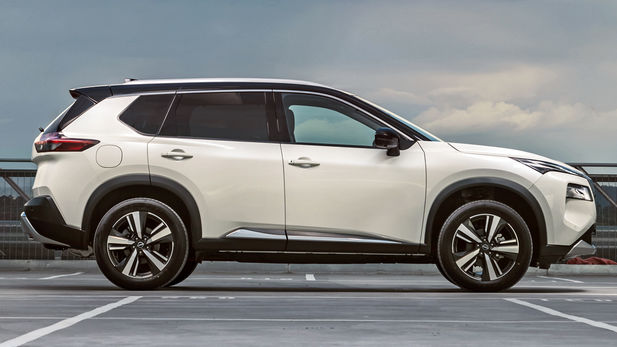5 automakers with the biggest sales declines in SA in 2025