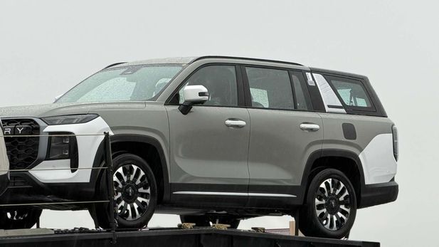 Scoop! Chery Tiggo V and Q EV spotted in SA