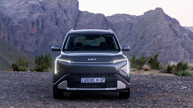 Kia Carens (2026) Price & Specs