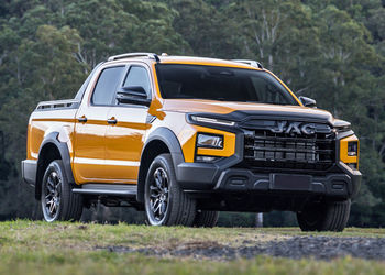 New JAC T9 PHEV to grab title of SA's most powerful bakkie?