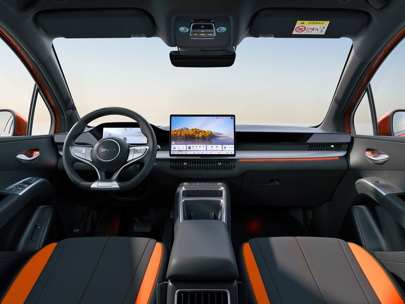 BYD Dolphin G DM-i interior