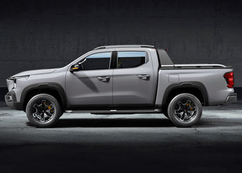 The 5 electrified double-cab bakkies on SA's new-vehicle market