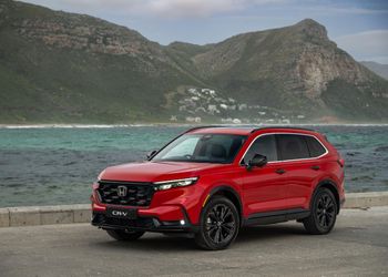 Honda CR-V RS Hybrid (2026) Price & Specs