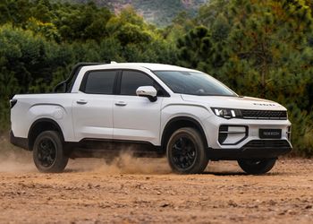 Geely Riddara RD6: Can an electric bakkie convince buyers to shun the Hilux and Ranger?