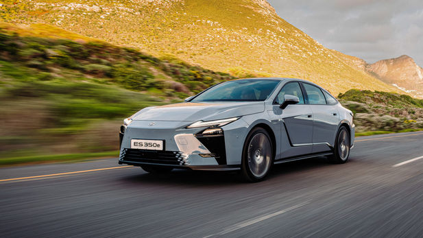 Lexus ES (2026) Launch Review