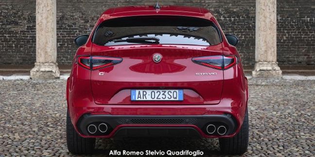 Alfa-Romeo-Stelvio-Quadrifoglio-Q4 image:2