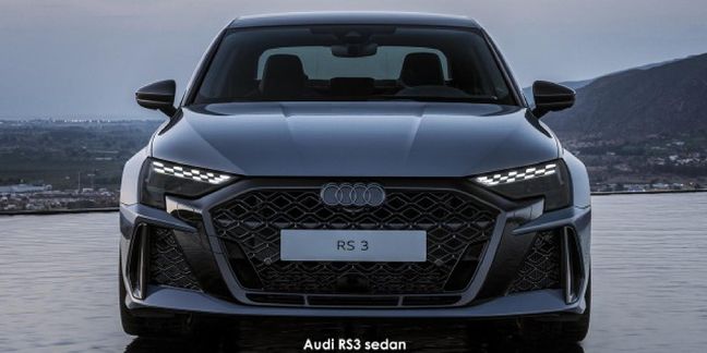 Audi-RS3-sedan-quattro image:1