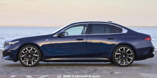 BMW-i5-eDrive40-M-Sport image:2