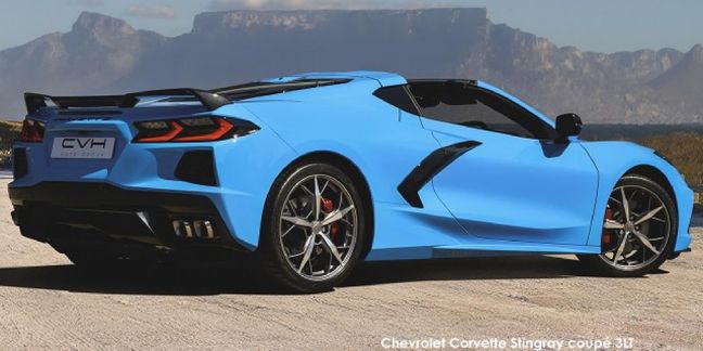 Chevrolet-Corvette-Stingray-coupe-2LT image:1