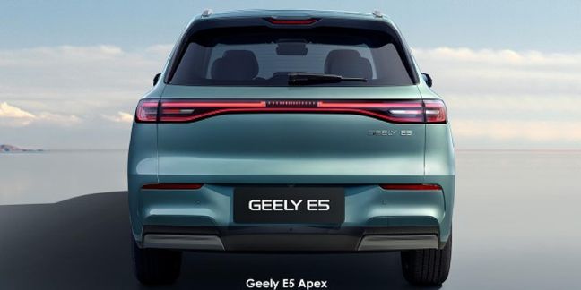 Geely-E5-Apex image:2