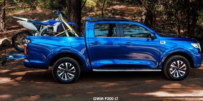 GWM-P300-24T-double-cab-LT-4x4 image:2