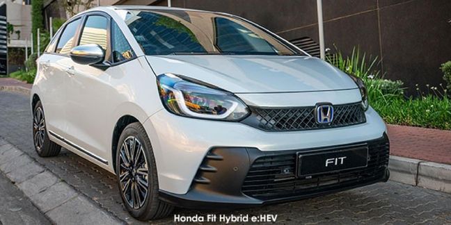Honda-Fit-15-Hybrid-eHEV image:2
