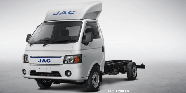 JAC-X200-EV-19-ton-single-cab-chassis-cab image:1