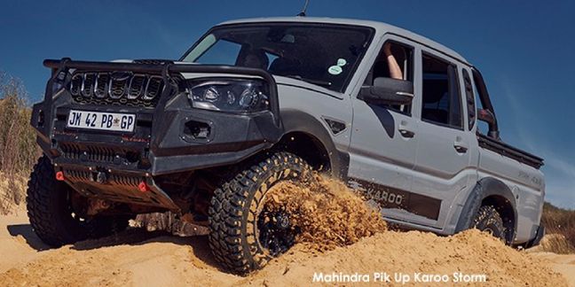 Mahindra-Pik-Up-22CRDe-double-cab-4x4-S11-Karoo-Storm image:1