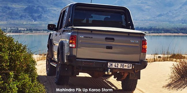 Mahindra-Pik-Up-22CRDe-double-cab-4x4-S11-Karoo-Storm image:2