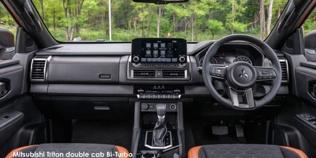 Mitsubishi-Triton-24DI-D-Bi-Turbo-double-cab-4x4 image:1