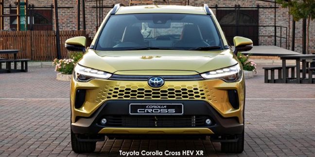 Toyota-Corolla-Cross-18-XS image:1