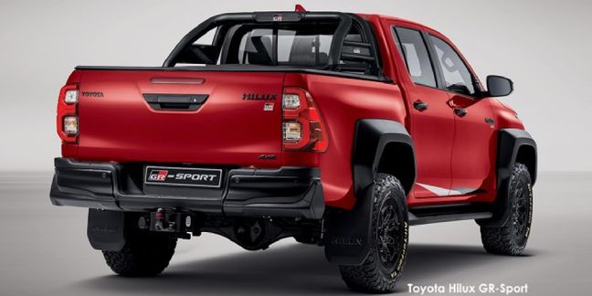 Toyota-Hilux-28GD-6-double-cab-4x4-GR-Sport image:2