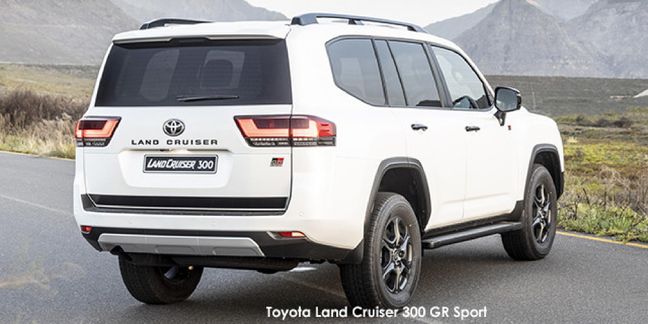 Toyota-Land-Cruiser-300-35T-GR-Sport image:2