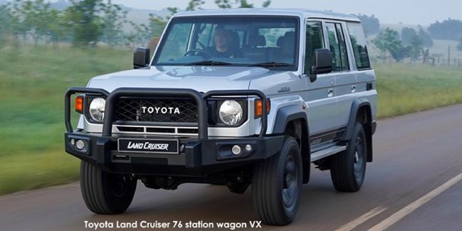 Toyota-Land-Cruiser-76-28GD-6-station-wagon-VX image:2
