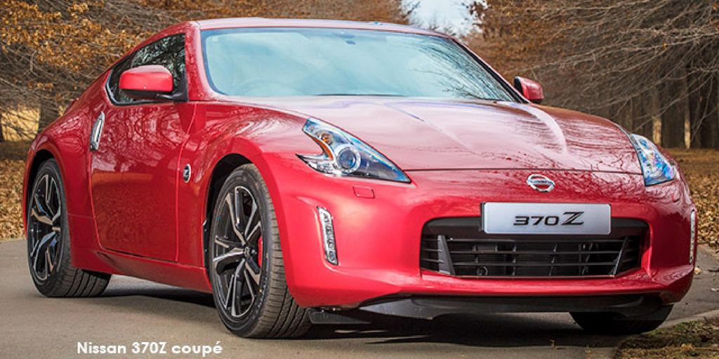 Nissan 370Z coupe