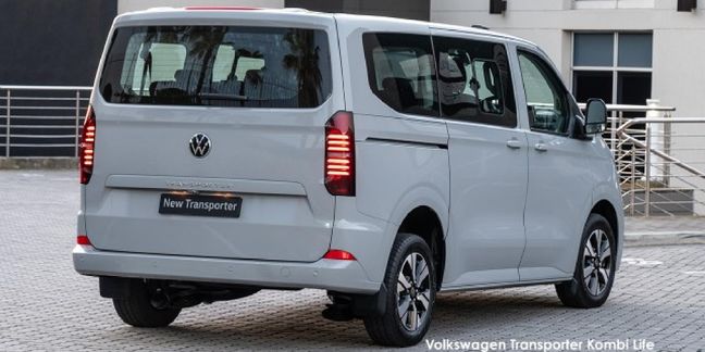 Volkswagen-Transporter-20TDI-Kombi-SWB-Life image:2